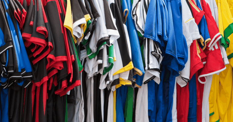 Fodboldtrøje fredag - støt op